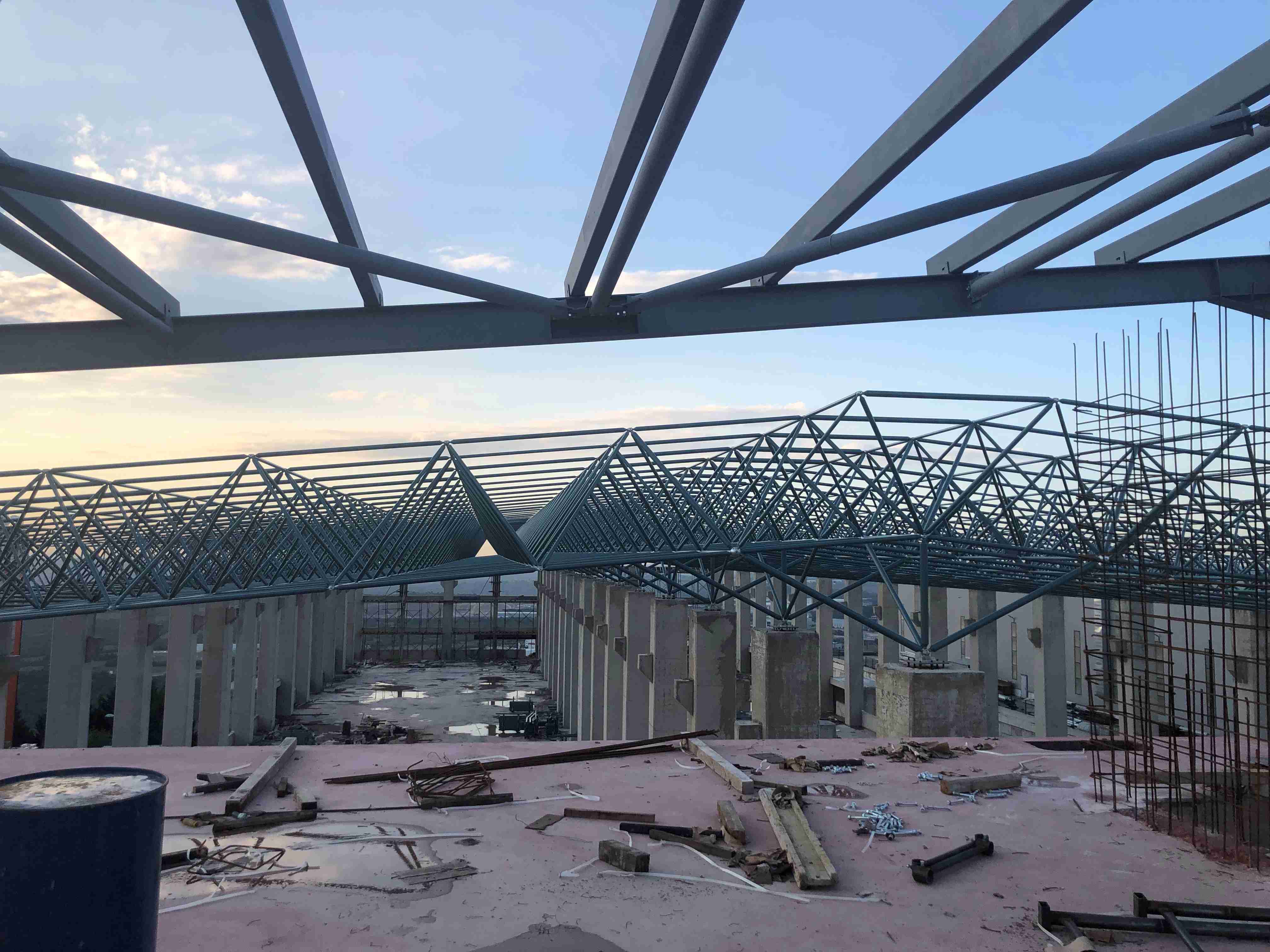 Uzay çatı imalatı ve montajı – Cephe konstrüksiyonu - Çatı ve Cephe Kaplaması yapılması